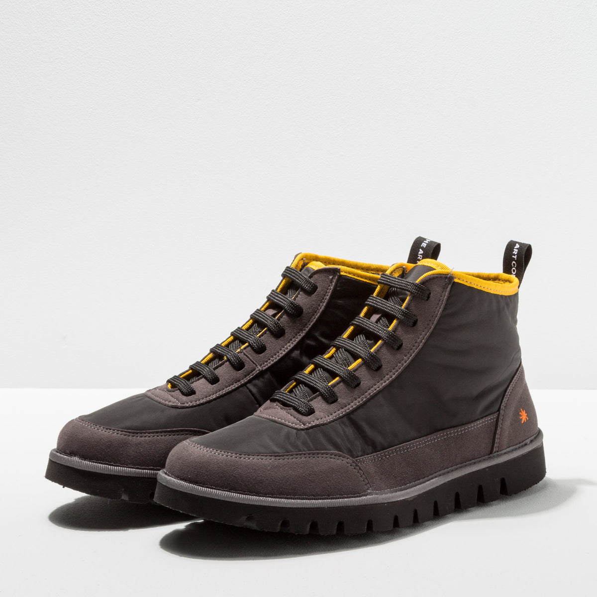 gid://shopify/Product/16171345740108_2