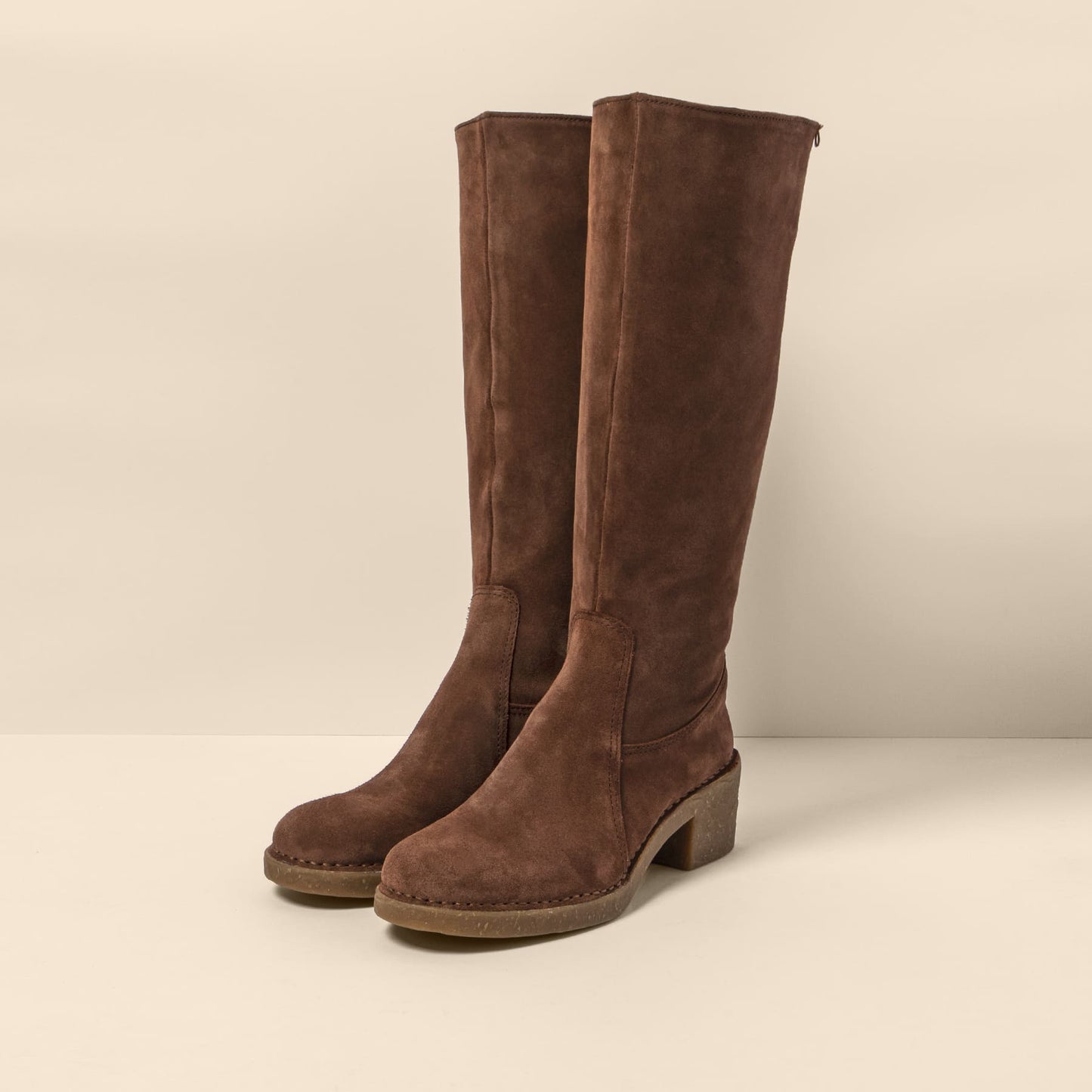 gid://shopify/Product/15791511961932_5