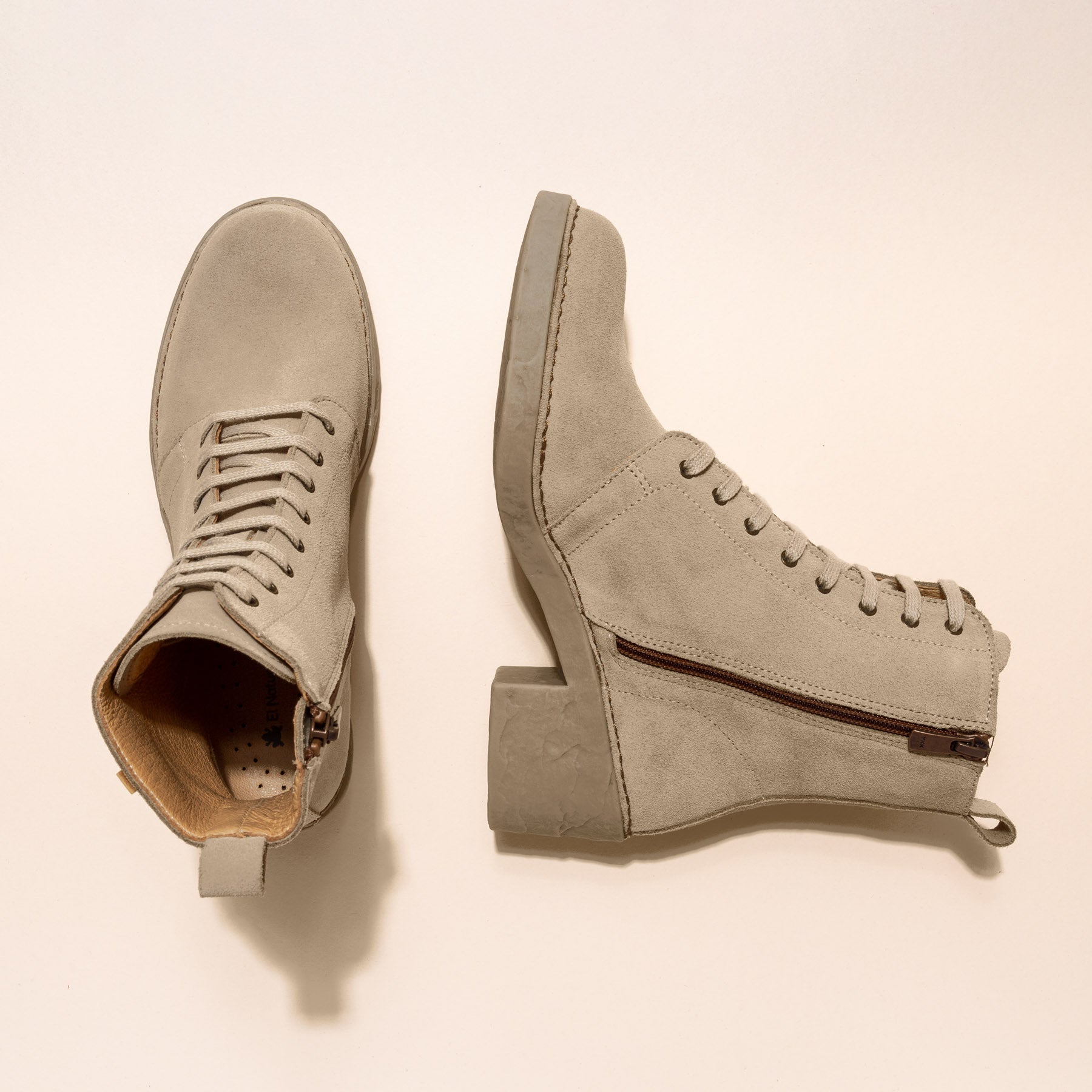 gid://shopify/Product/15700037009740_4