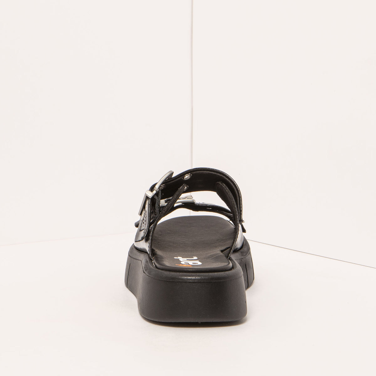 gid://shopify/Product/16172072960332_5