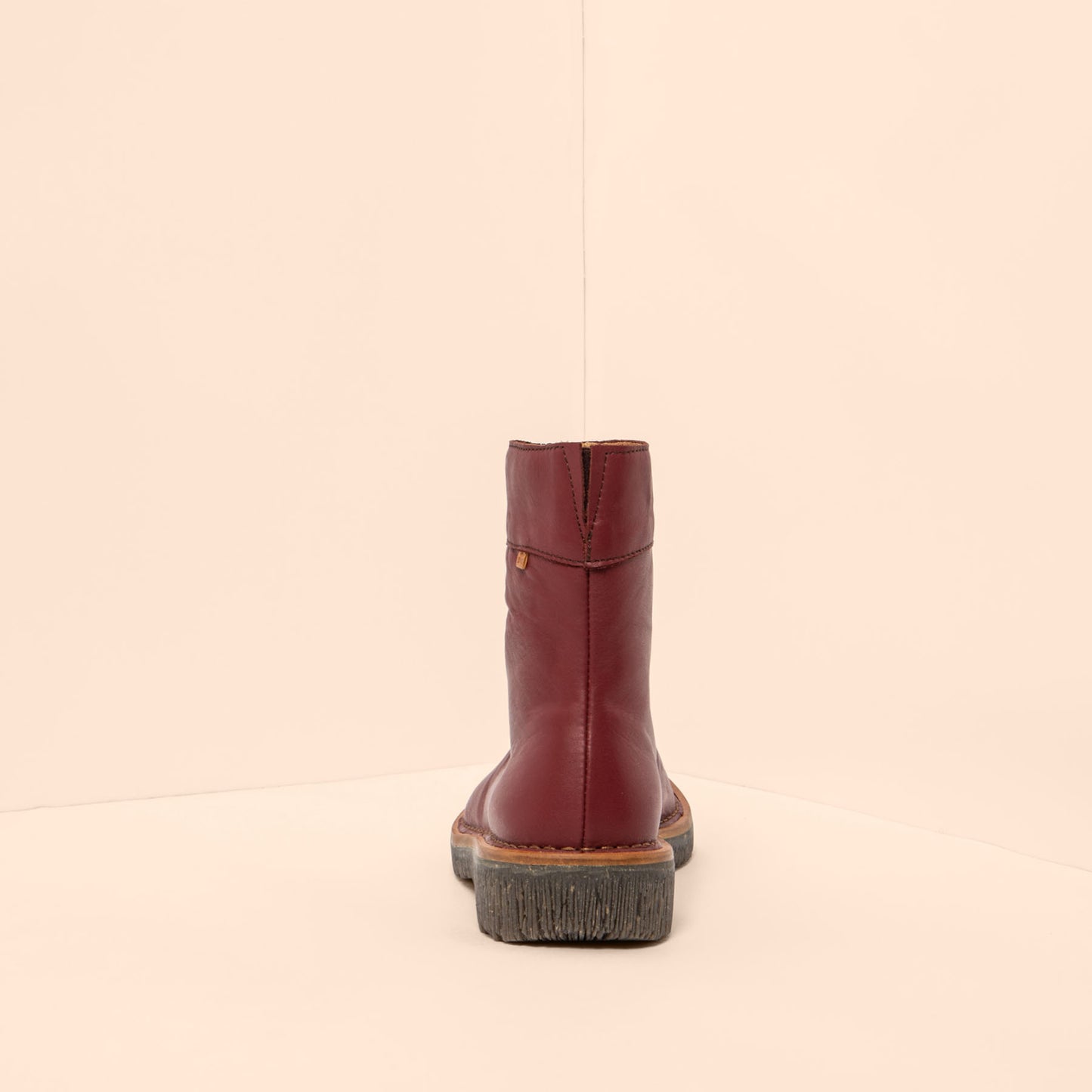 gid://shopify/Product/15700825407820_5