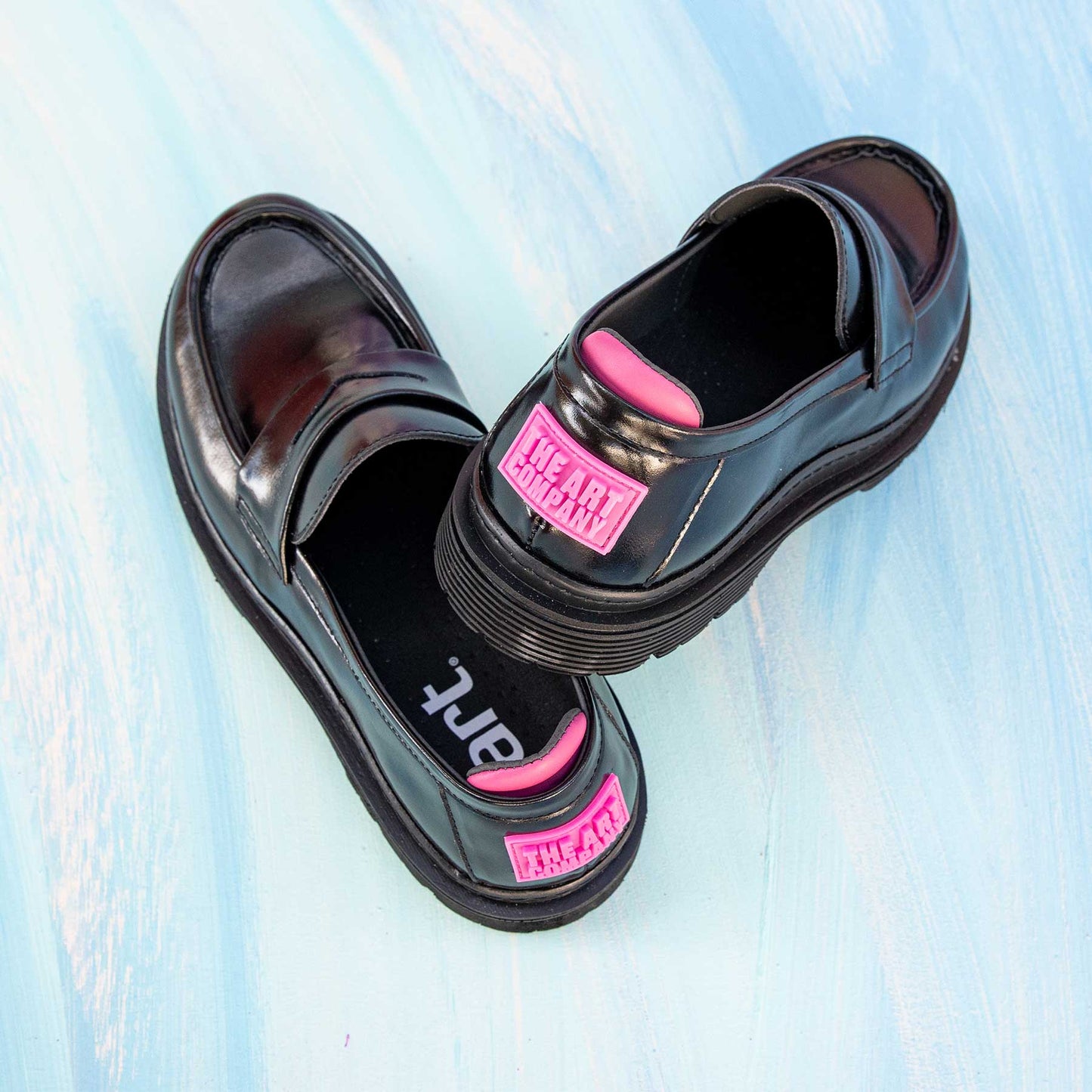 gid://shopify/Product/15693419381068_7