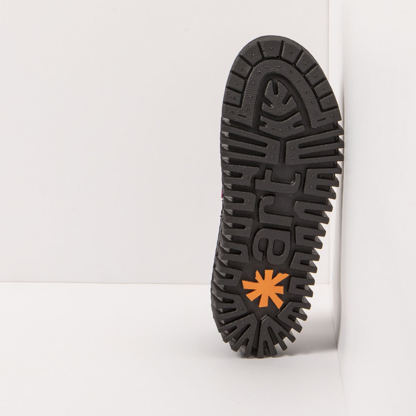 gid://shopify/Product/15785721299276_3