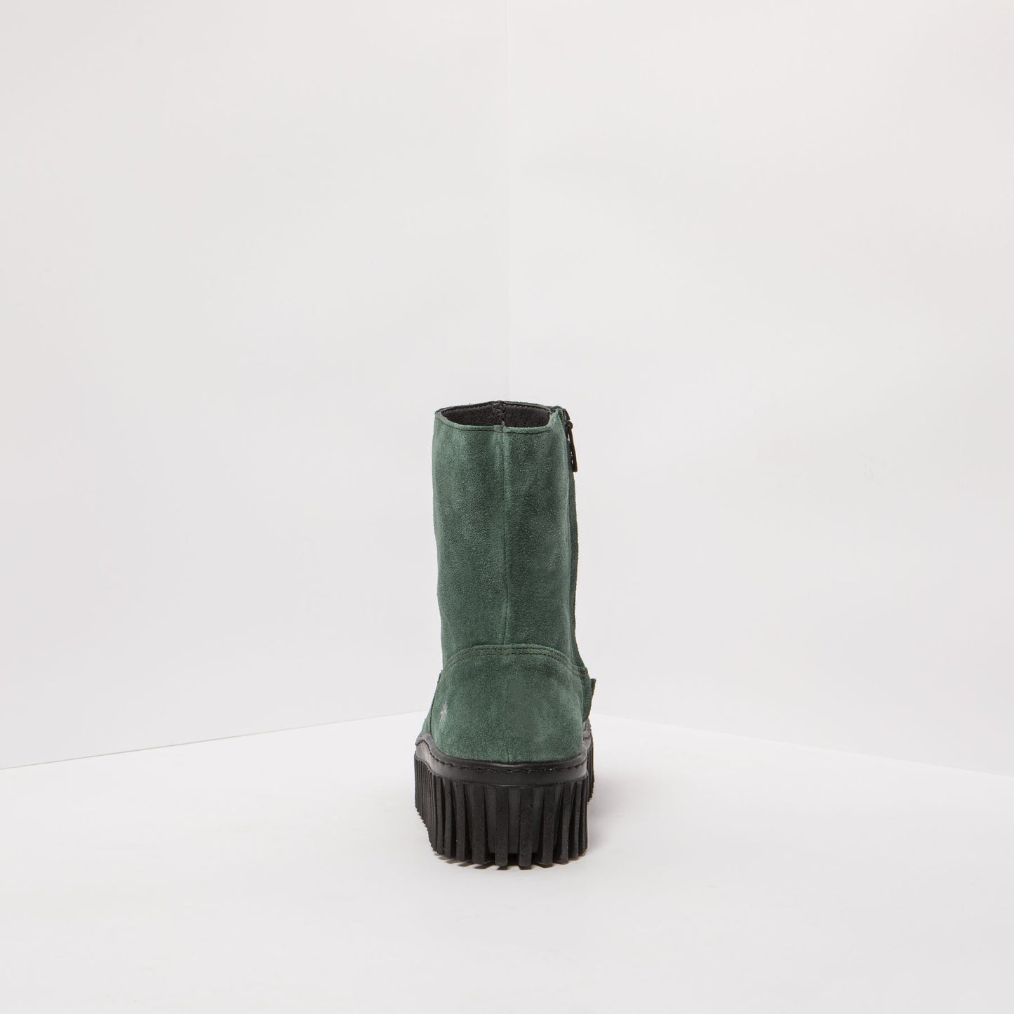 gid://shopify/Product/15785723724108_5