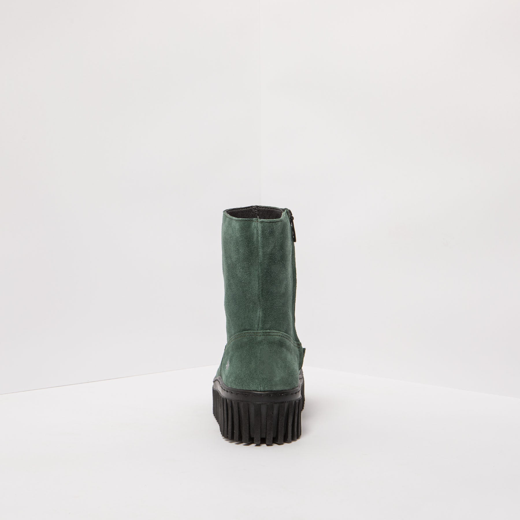 gid://shopify/Product/15785723724108_5