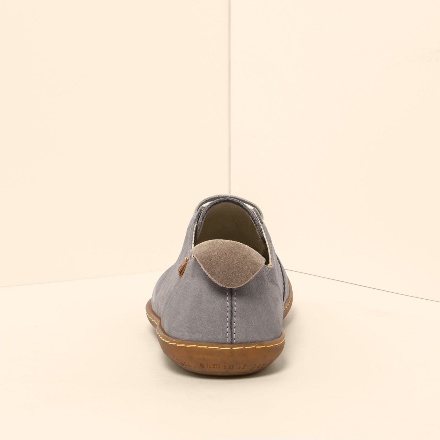 gid://shopify/Product/15700672905548_5