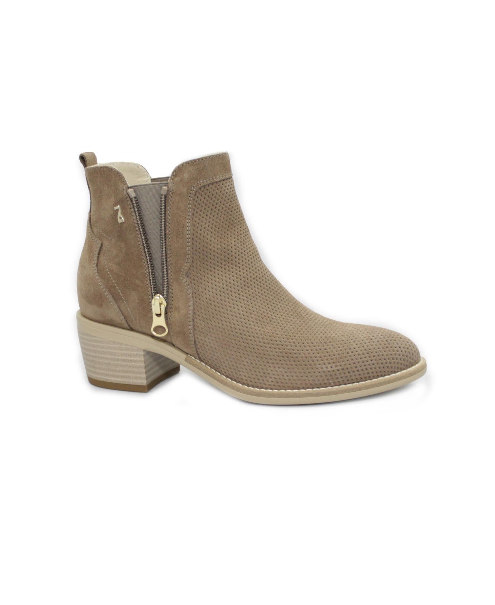 gid://shopify/Product/15738042646860_1