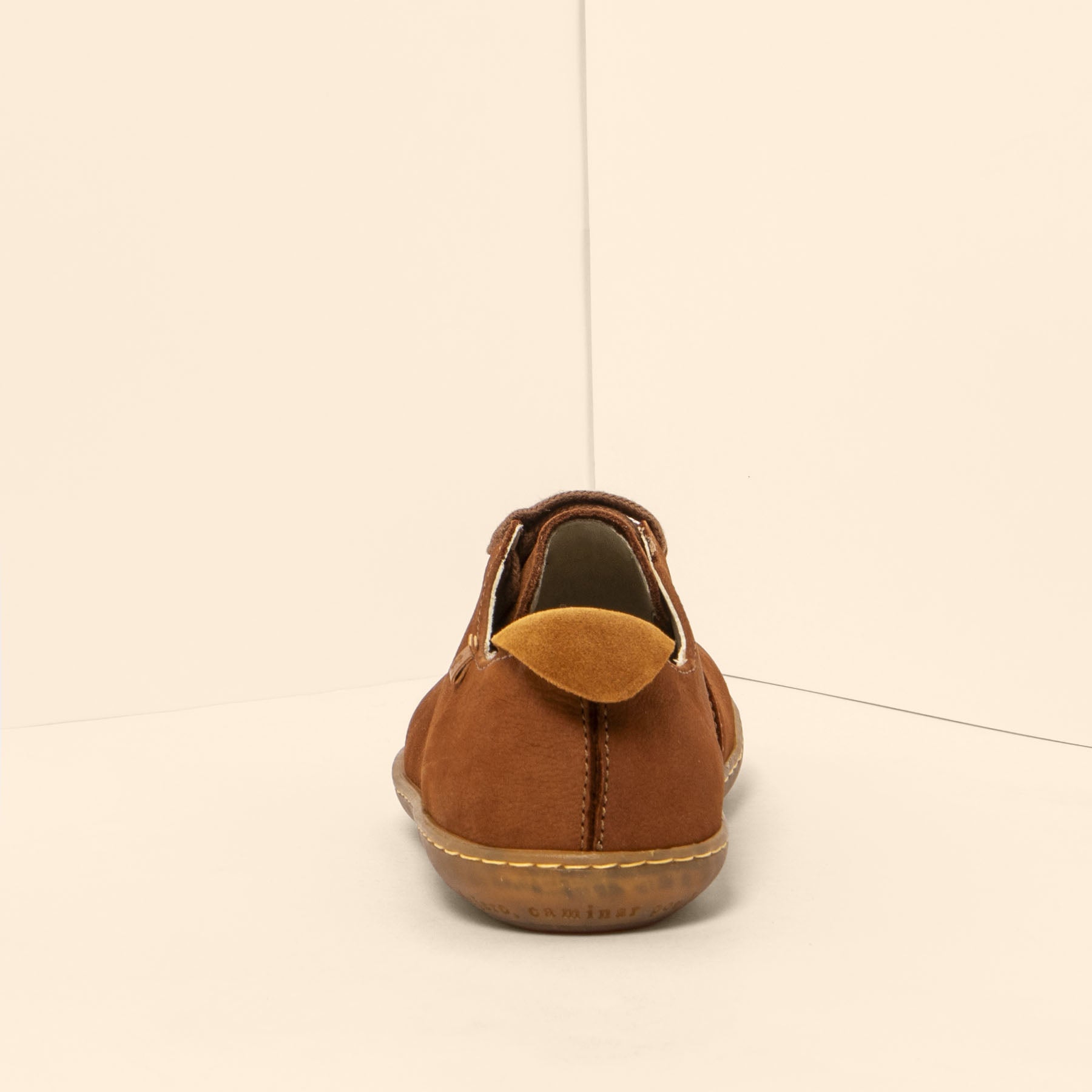 gid://shopify/Product/15700668416332_5