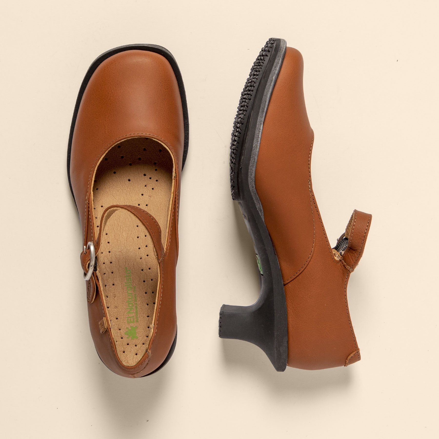 gid://shopify/Product/15700216676684_4