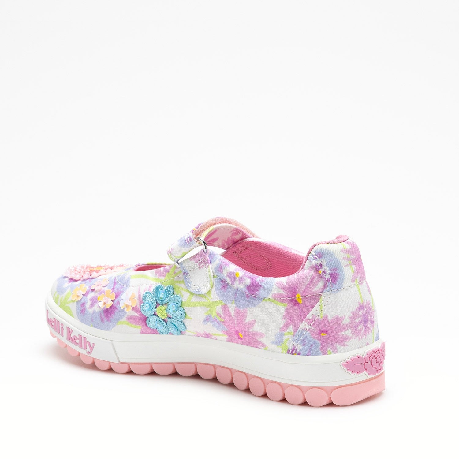 gid://shopify/Product/15755411423564_3