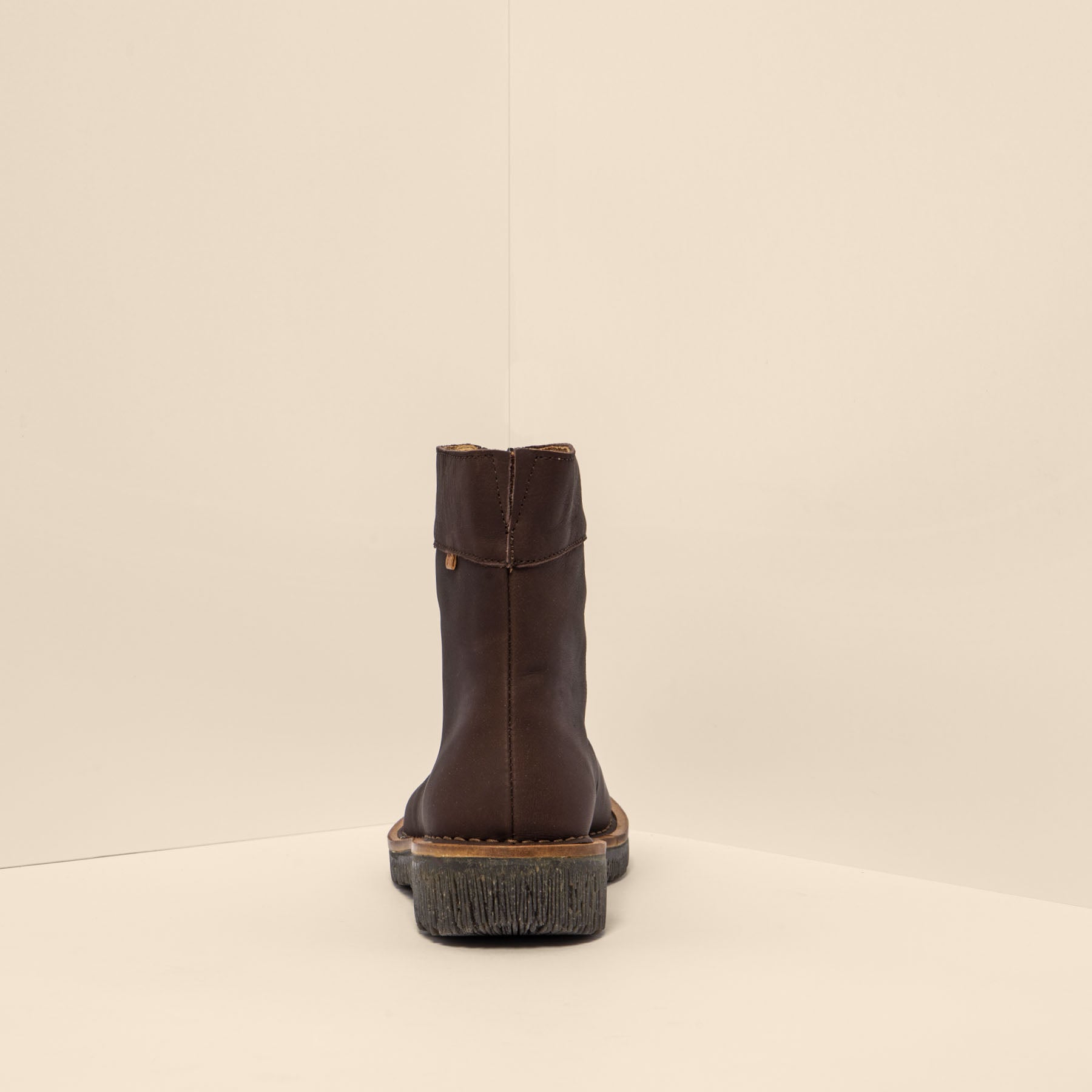 gid://shopify/Product/15700012695884_5