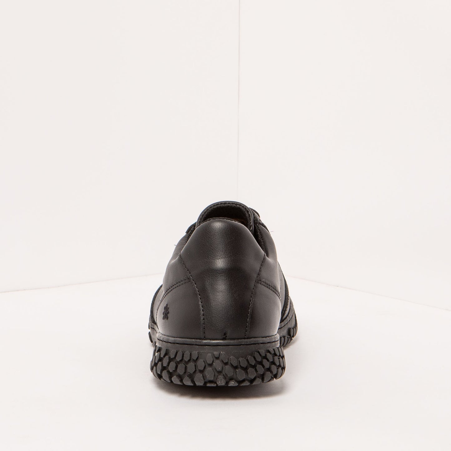 gid://shopify/Product/15694120550732_5