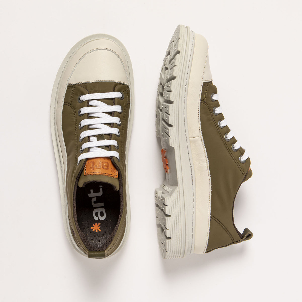 gid://shopify/Product/16171566825804_7
