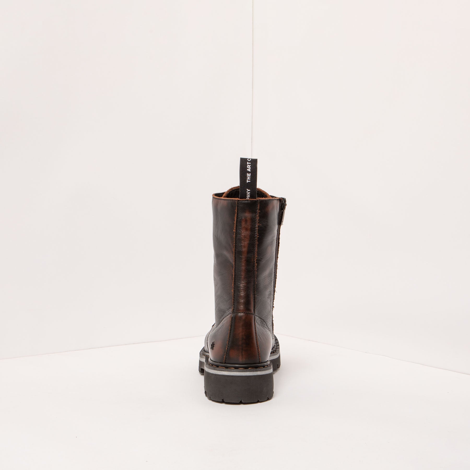 gid://shopify/Product/15693746012492_5