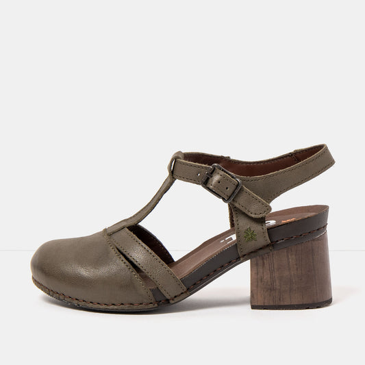 gid://shopify/Product/16172980928844_1