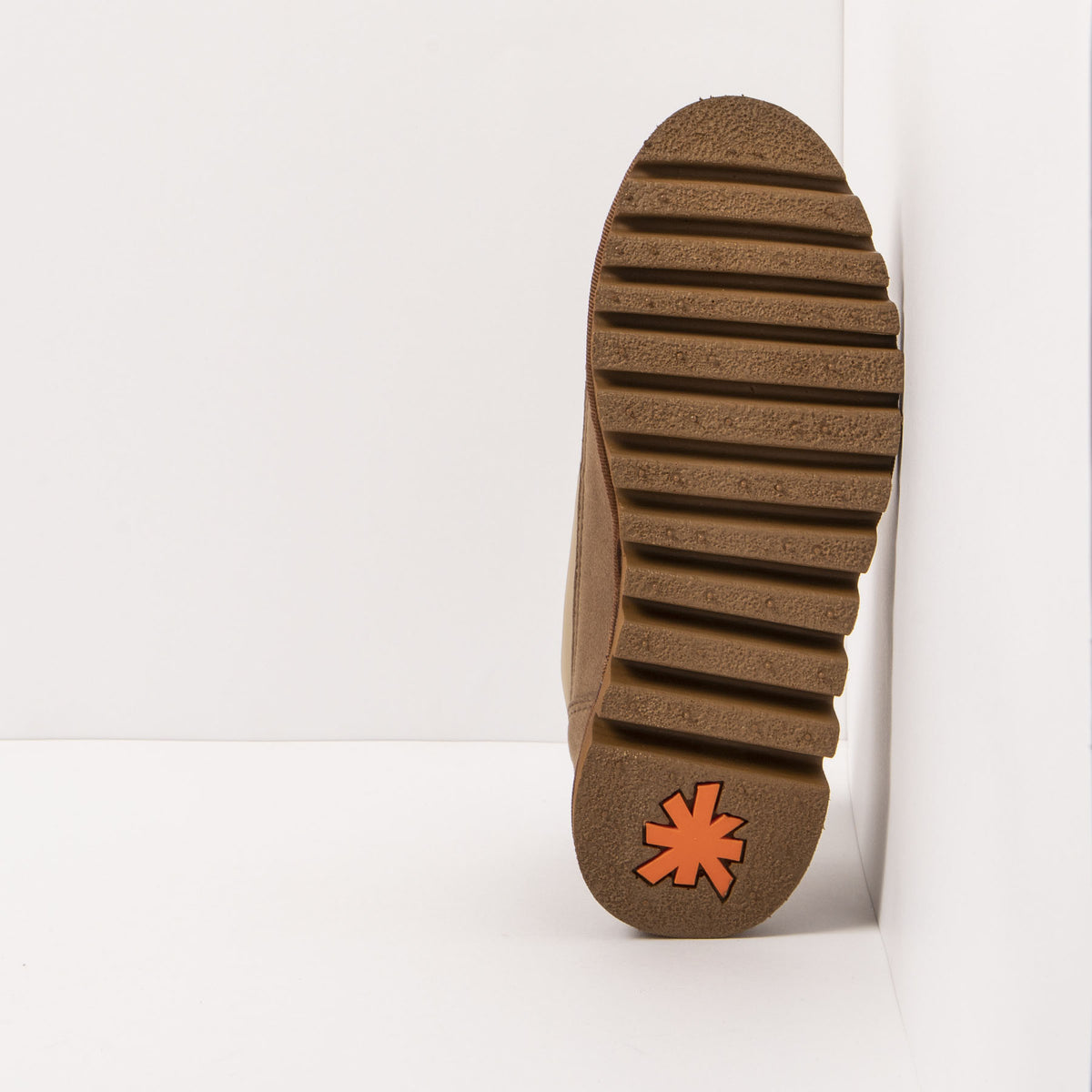 gid://shopify/Product/16171361042764_6