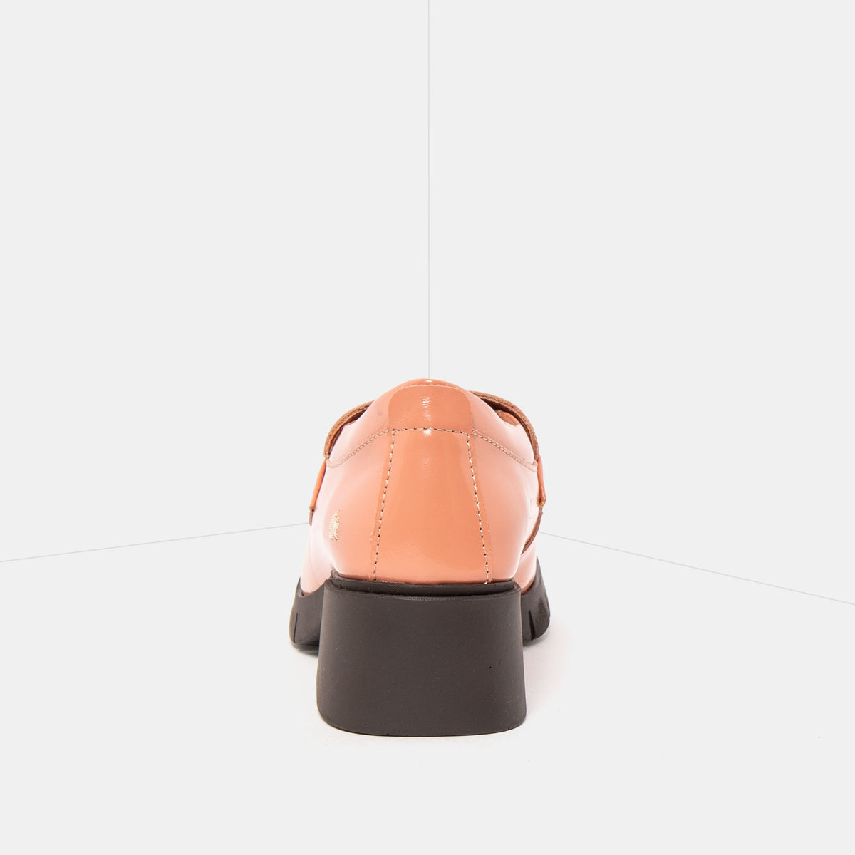 gid://shopify/Product/16172873285964_5