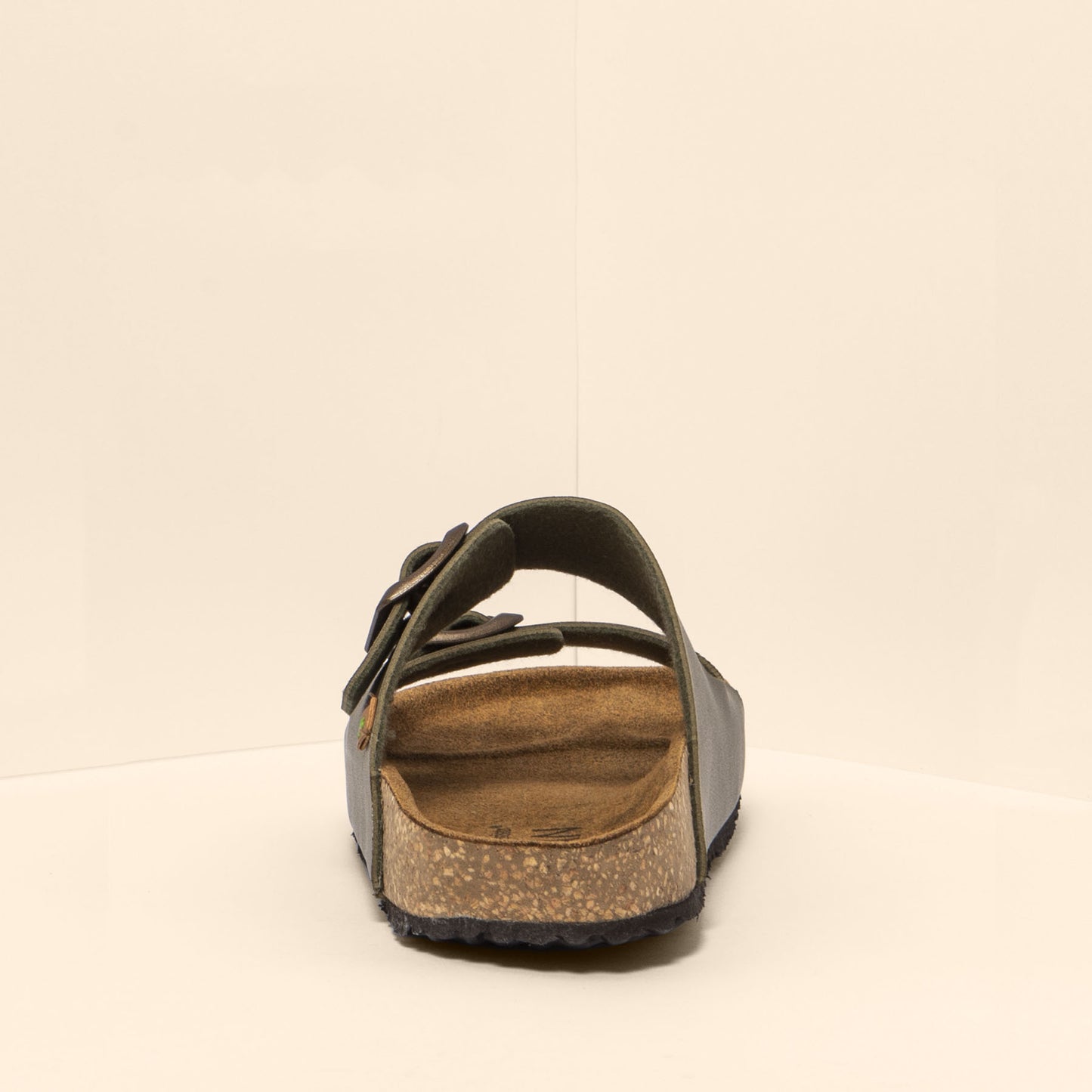gid://shopify/Product/15700308132172_8