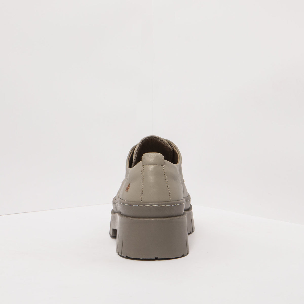 gid://shopify/Product/16171597660492_8