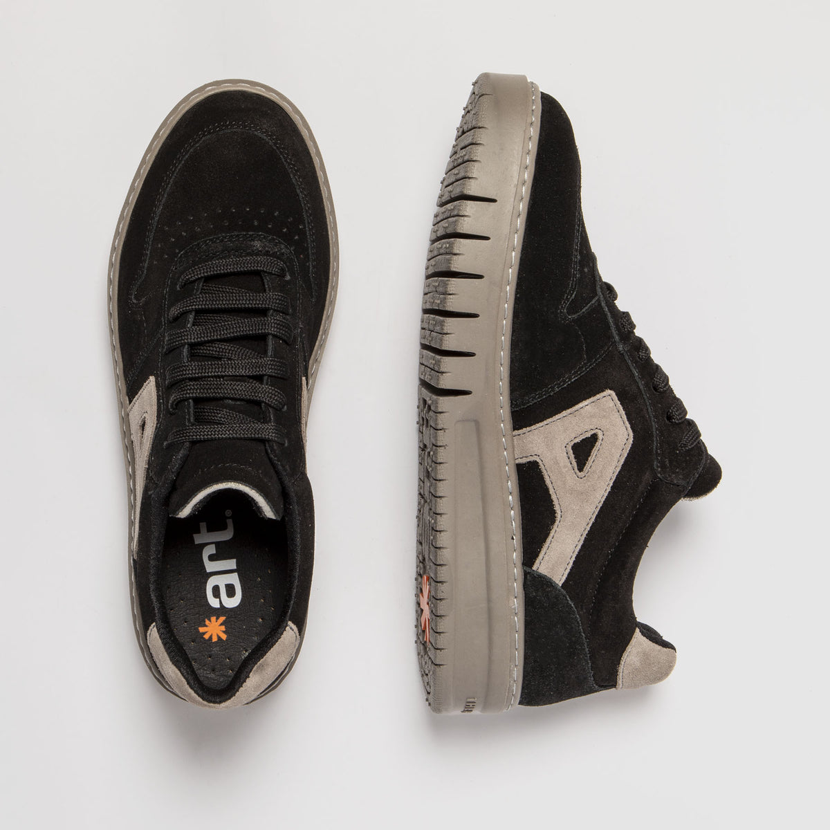 gid://shopify/Product/16171465933132_7