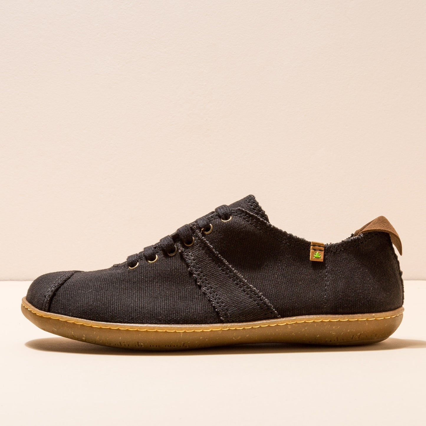 gid://shopify/Product/15699920126284_1