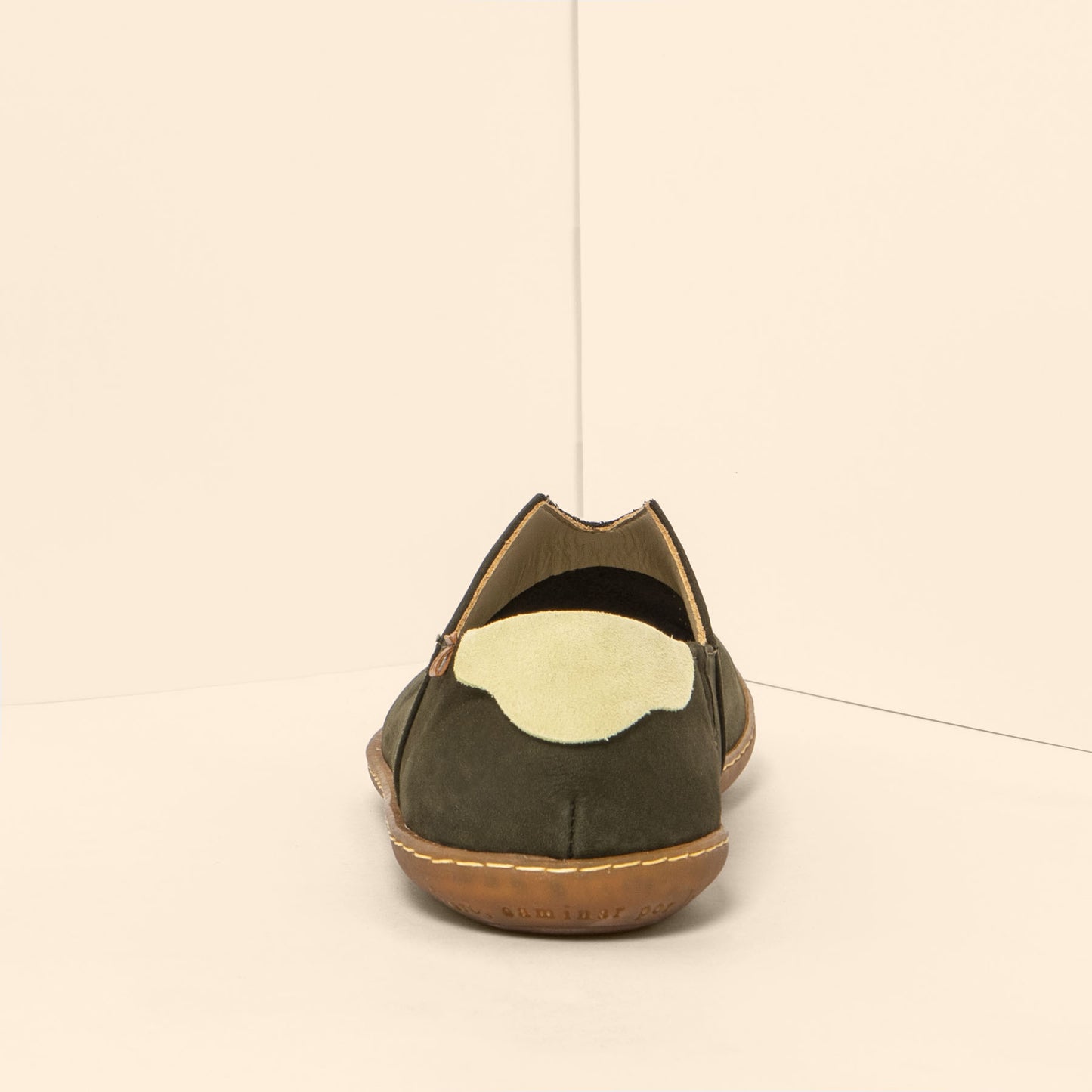gid://shopify/Product/15700653310284_5