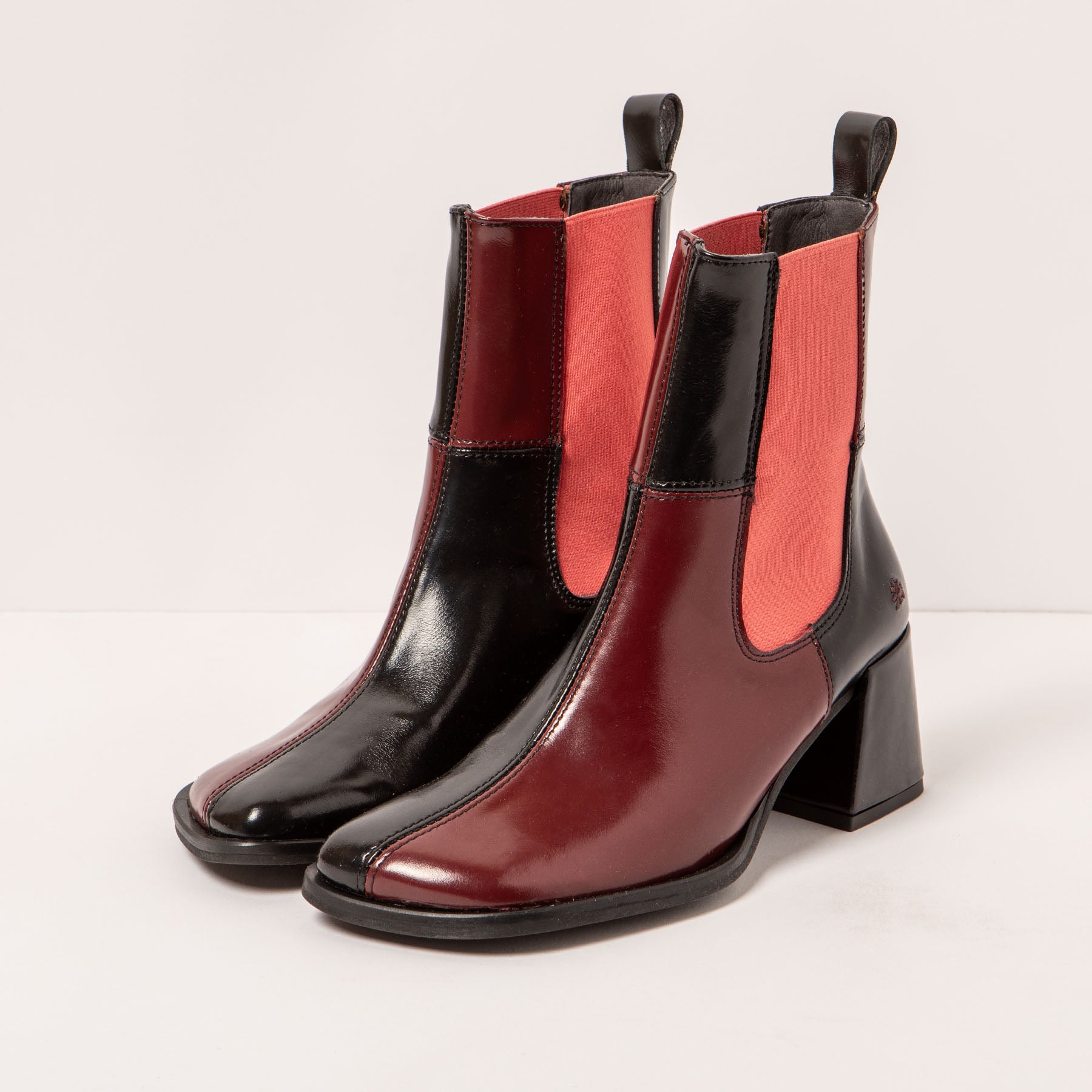 gid://shopify/Product/15694199947596_2