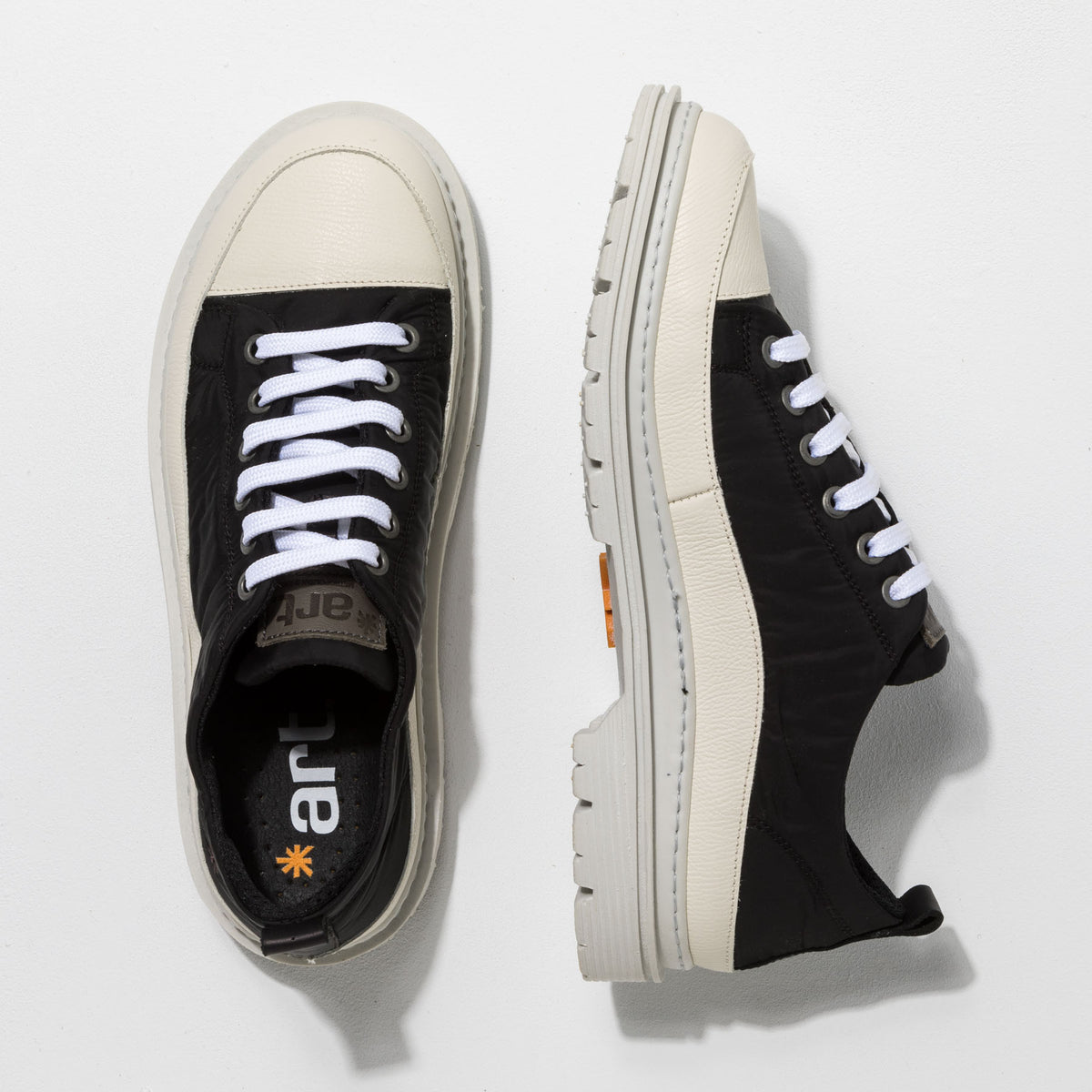 gid://shopify/Product/16171564368204_7