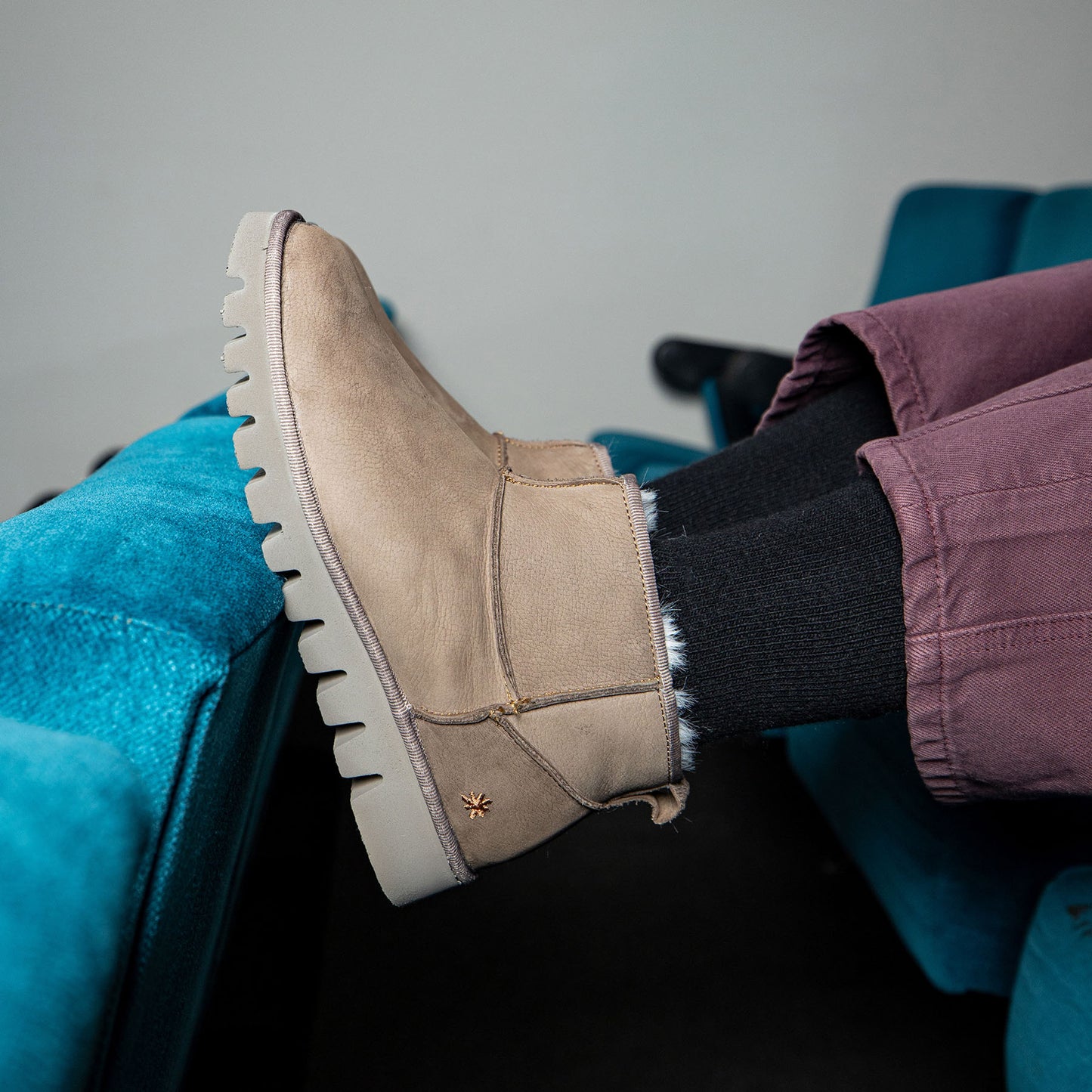 gid://shopify/Product/15694115569996_6