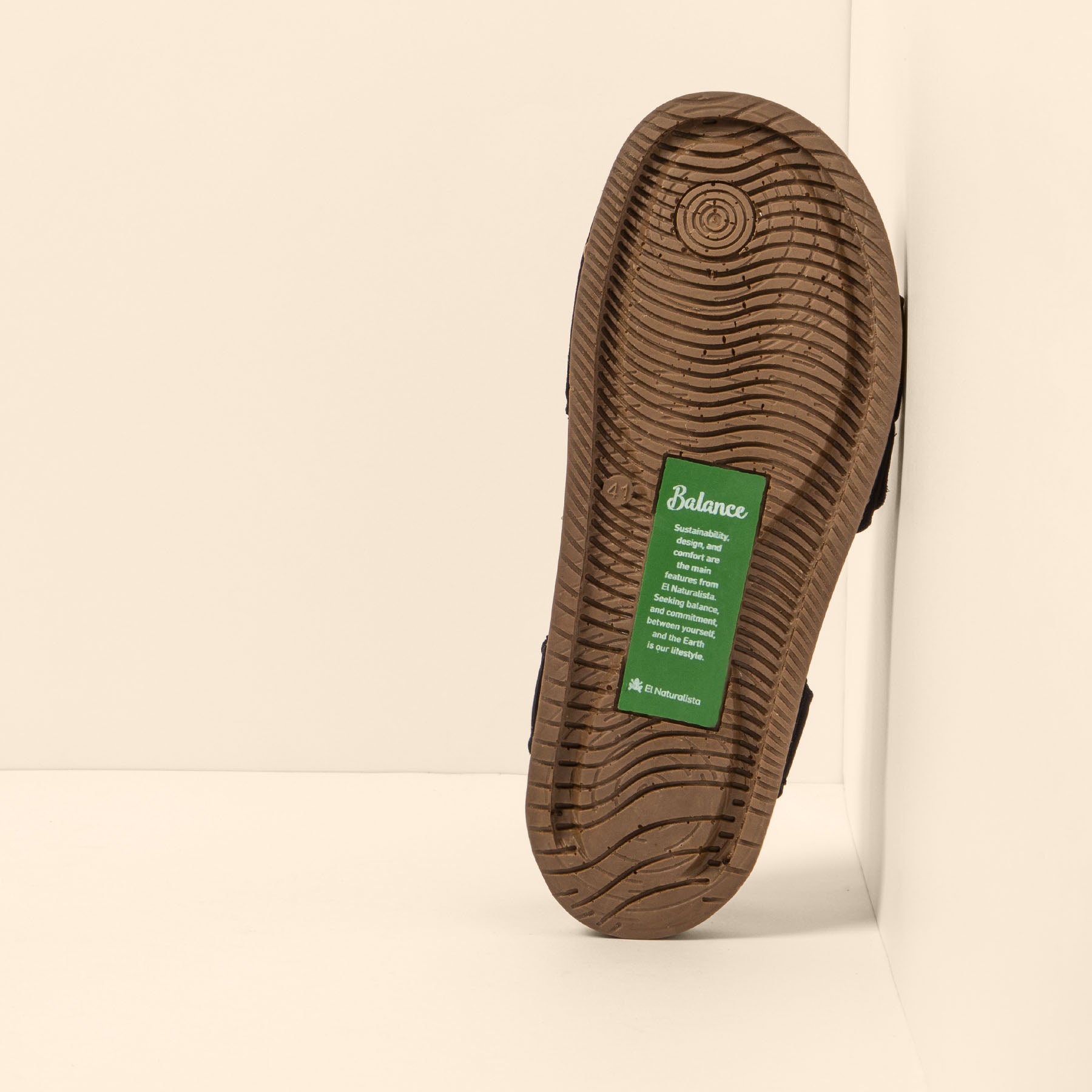 gid://shopify/Product/15700499071308_3