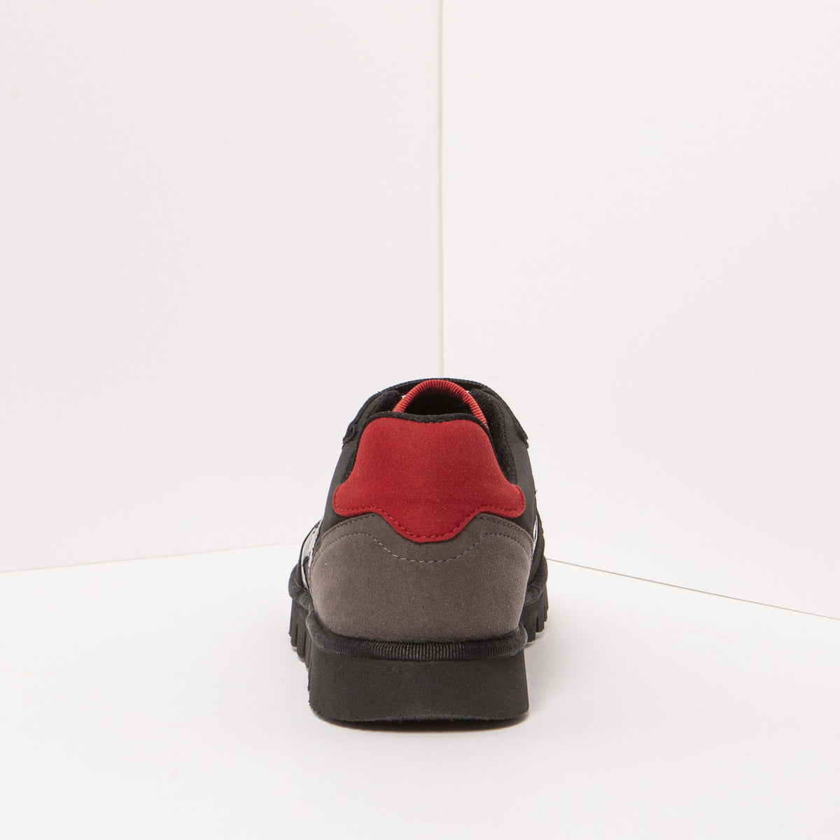 gid://shopify/Product/16171372314956_8