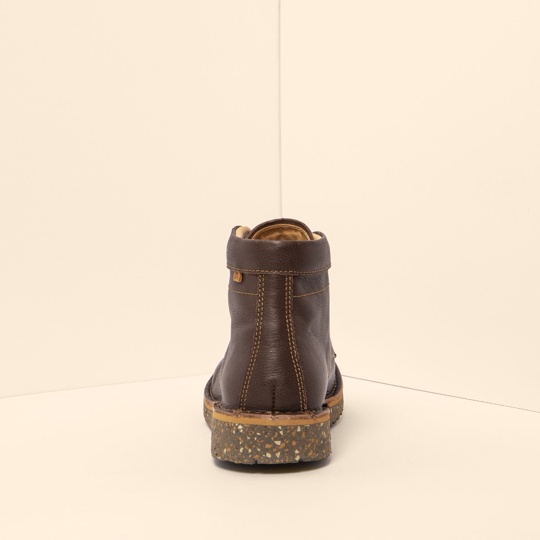 gid://shopify/Product/15700030554444_5