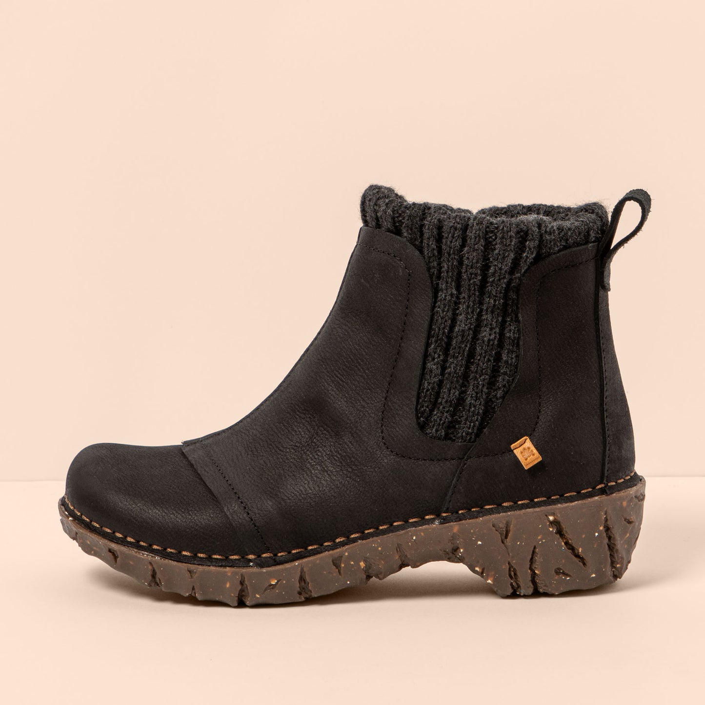 gid://shopify/Product/15700916273484_1