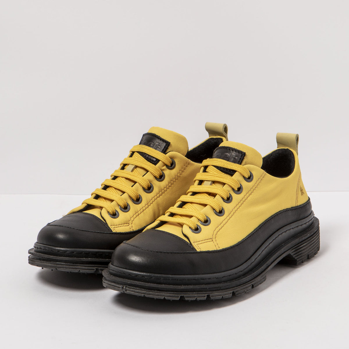gid://shopify/Product/16171578229068_5