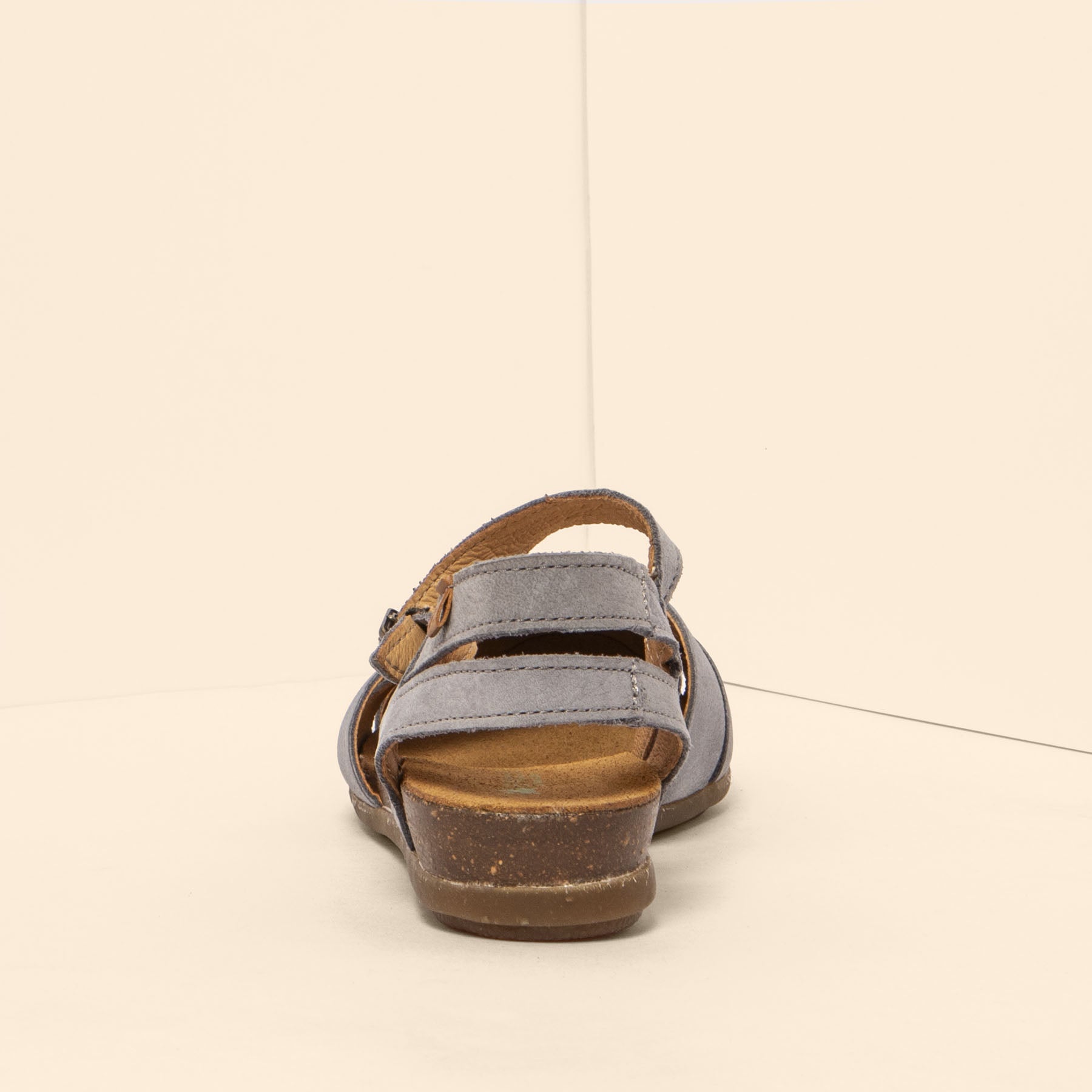 gid://shopify/Product/15700343521612_5