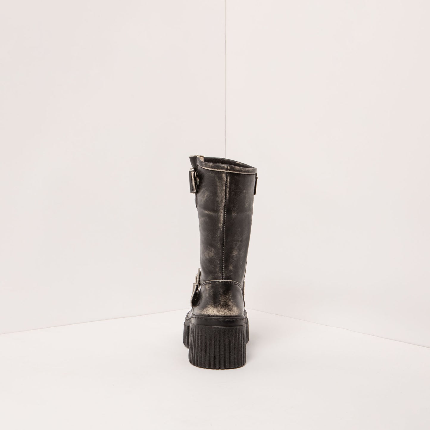 gid://shopify/Product/15693971947852_5