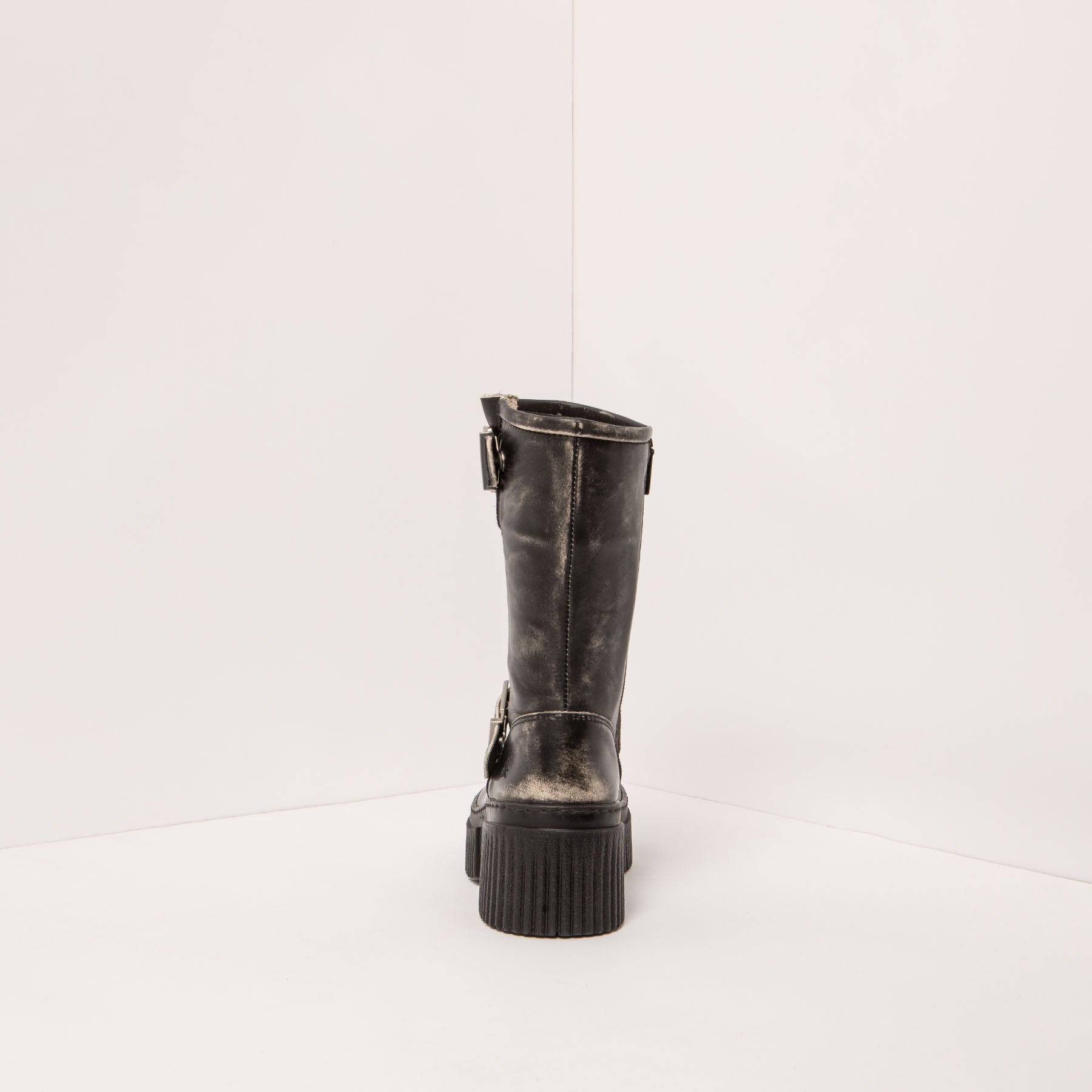 gid://shopify/Product/15693971947852_5