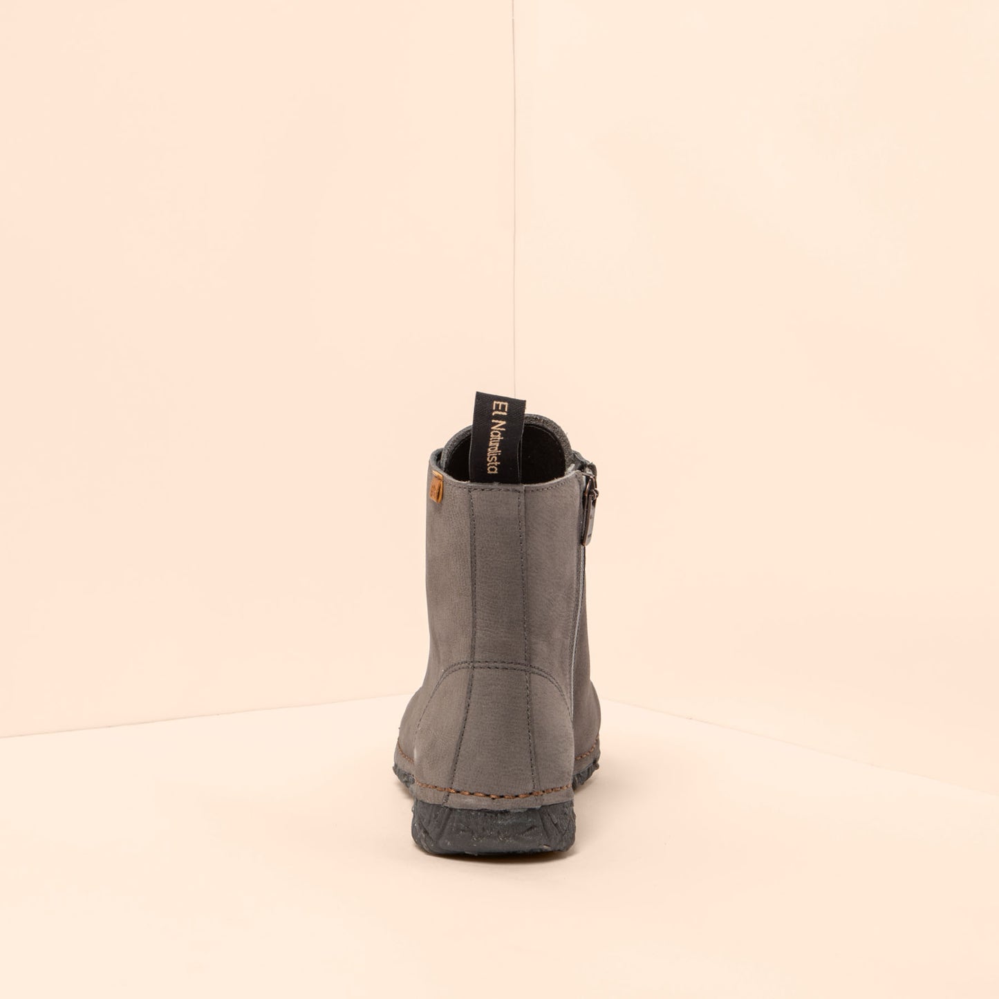 gid://shopify/Product/15700898087244_5