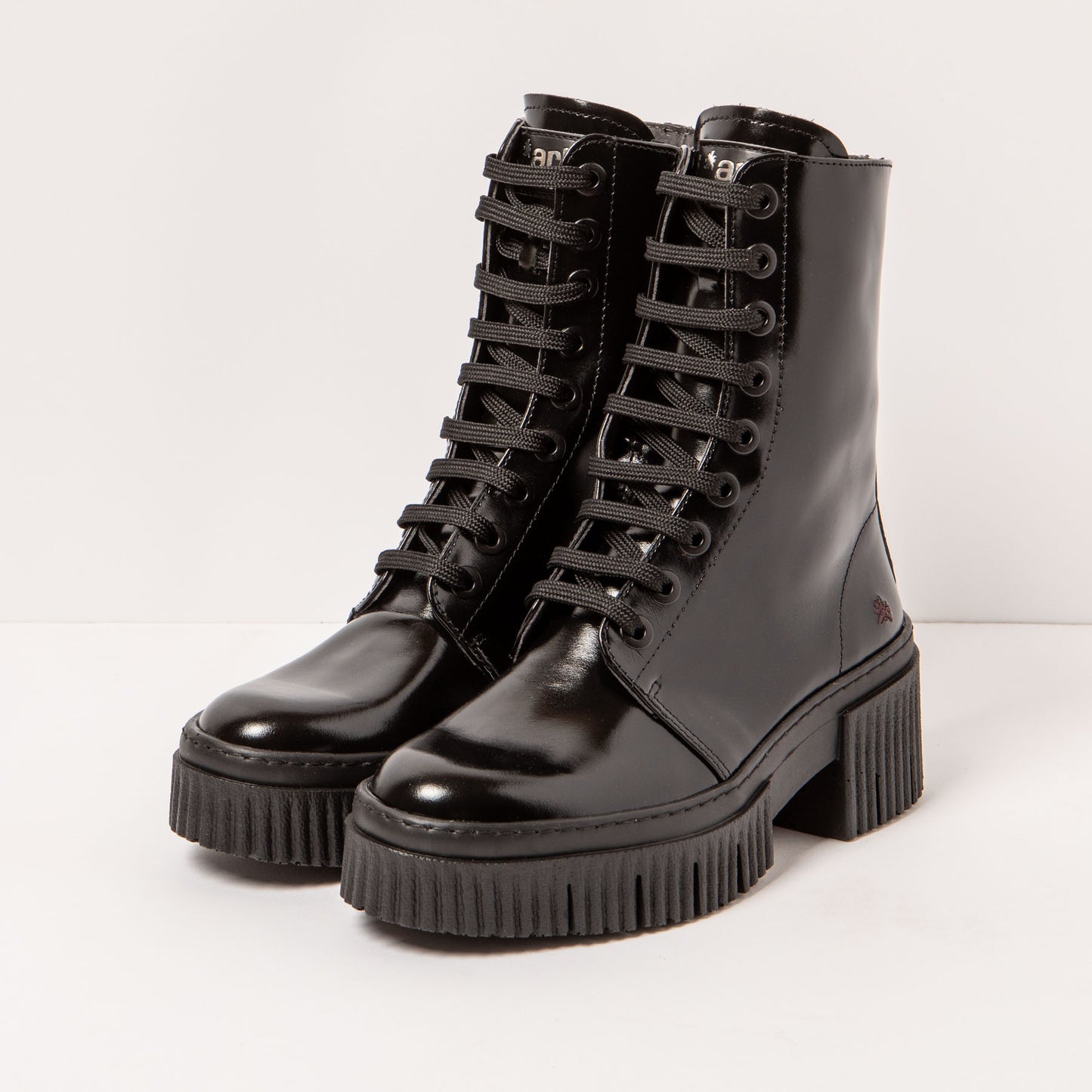 gid://shopify/Product/15693926760780_2