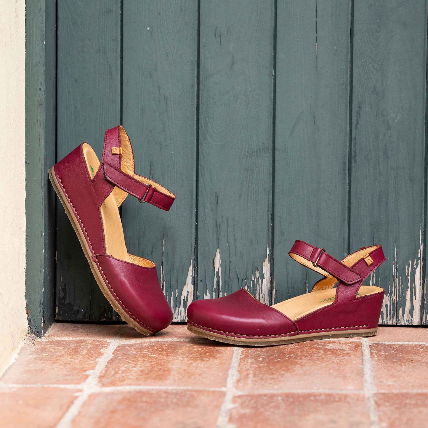 gid://shopify/Product/15700565950796_7