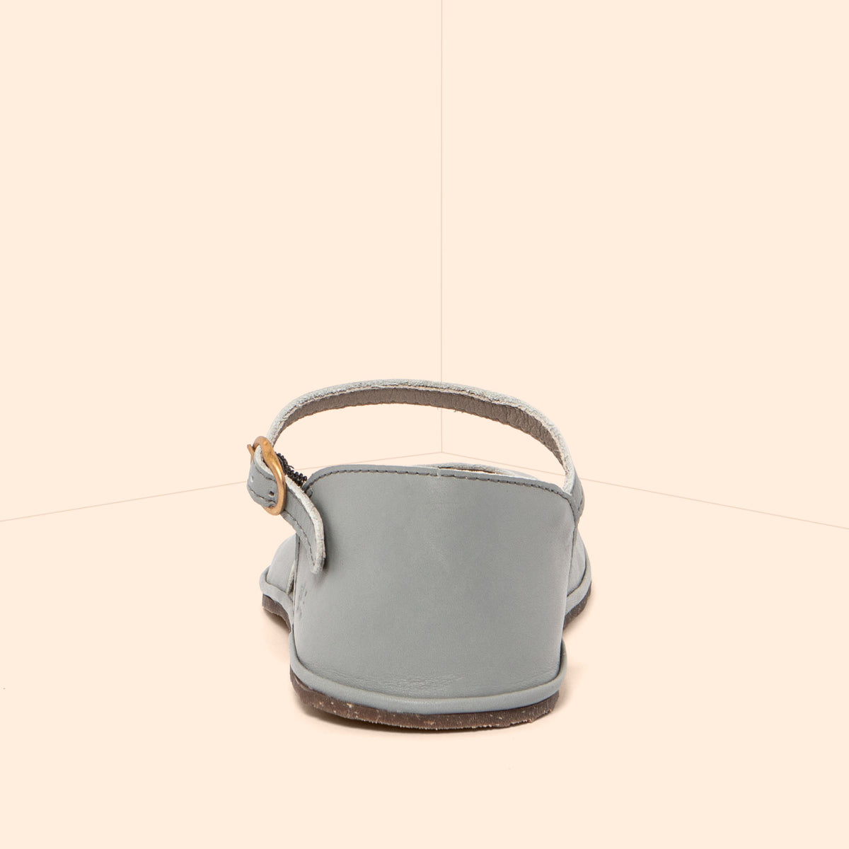 gid://shopify/Product/16124717695308_5