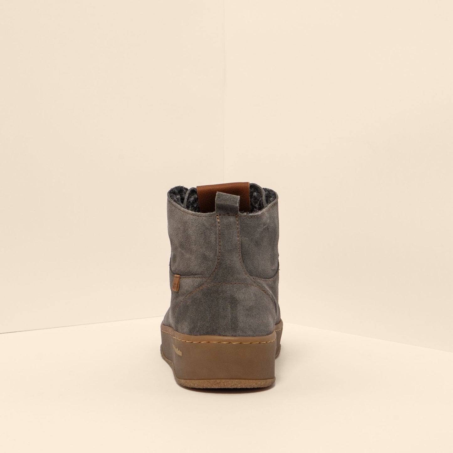 gid://shopify/Product/15700103627084_8