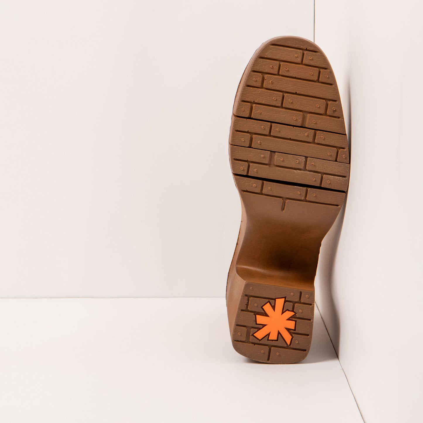 gid://shopify/Product/15694141489484_3
