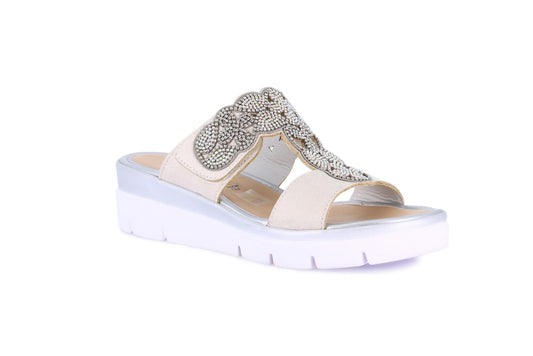 gid://shopify/Product/15798260465996_57721879626060