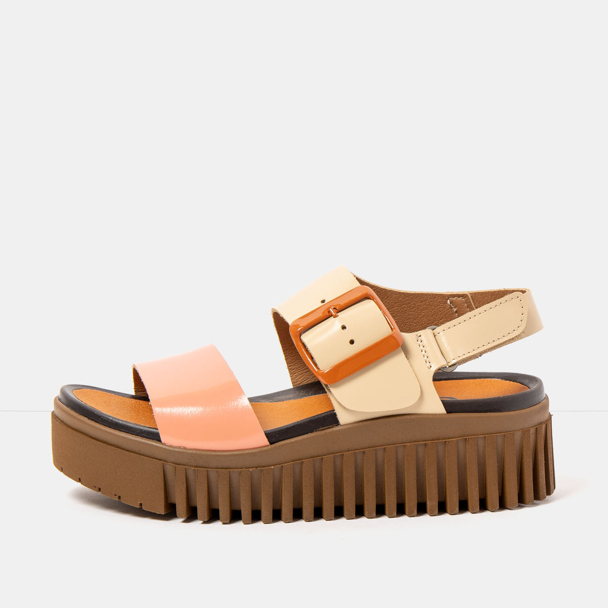 gid://shopify/Product/16172936036684_1
