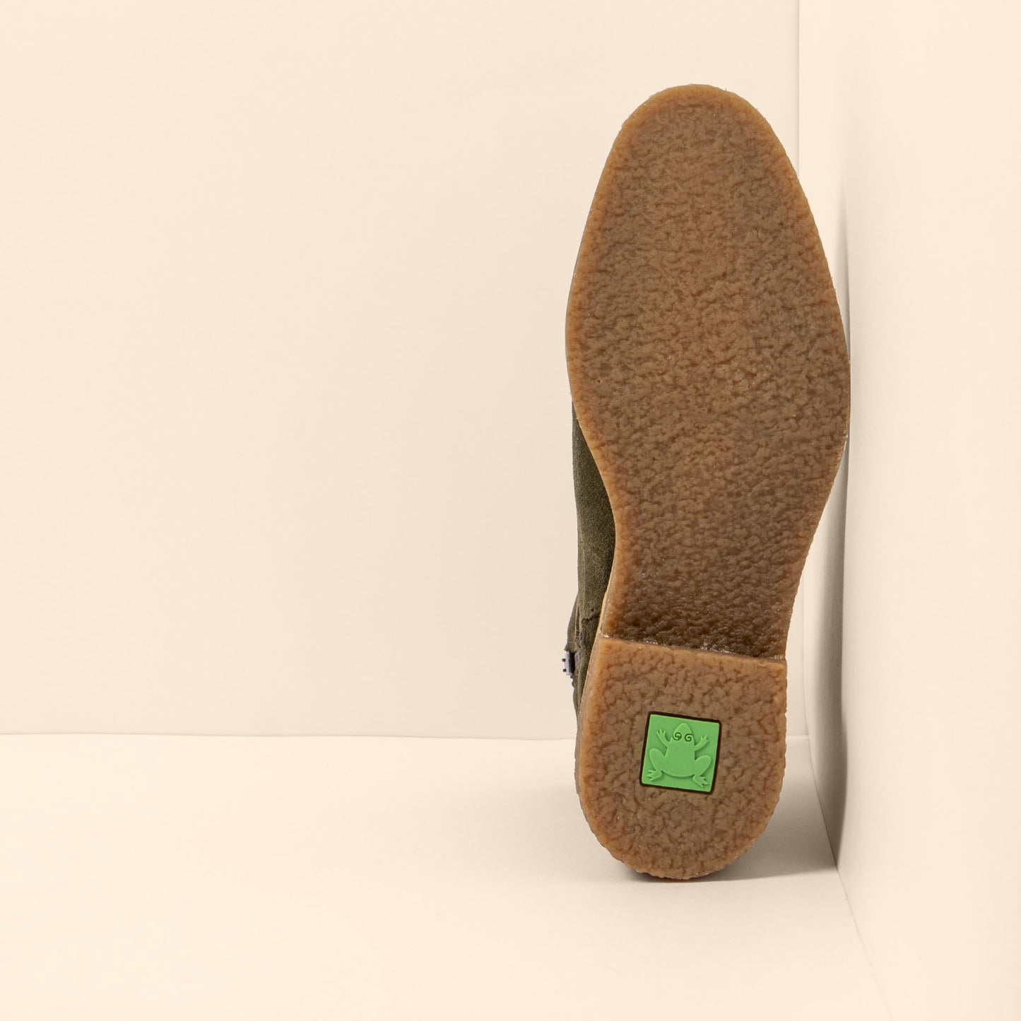 gid://shopify/Product/15700159234380_6