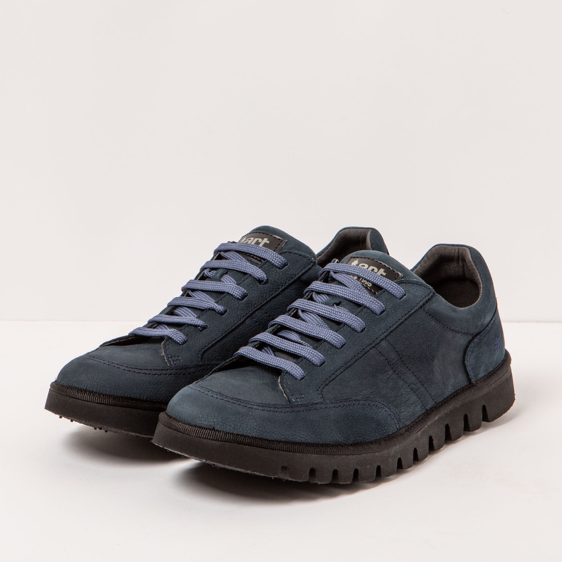 gid://shopify/Product/15694095450444_2
