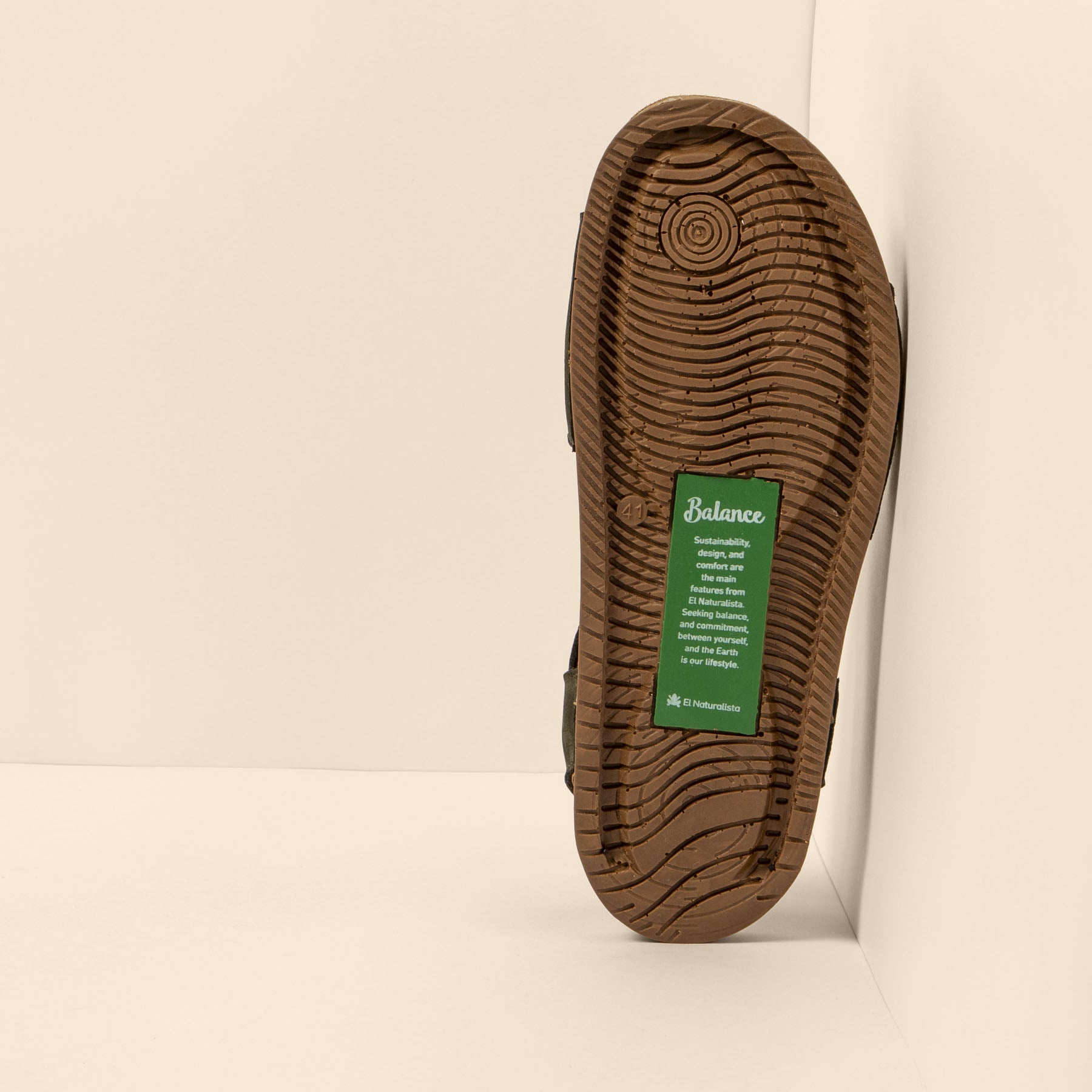 gid://shopify/Product/15700500382028_3