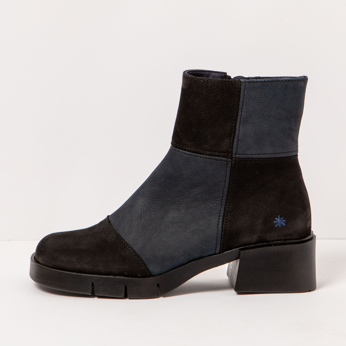 gid://shopify/Product/15693809779020_1