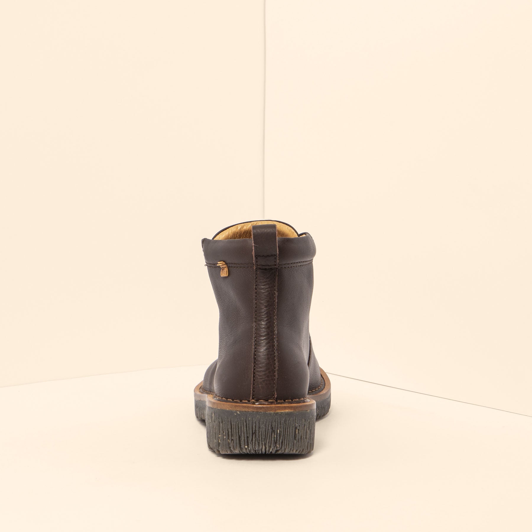 gid://shopify/Product/15700013875532_5